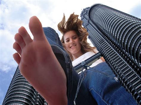 bbw giantess pov